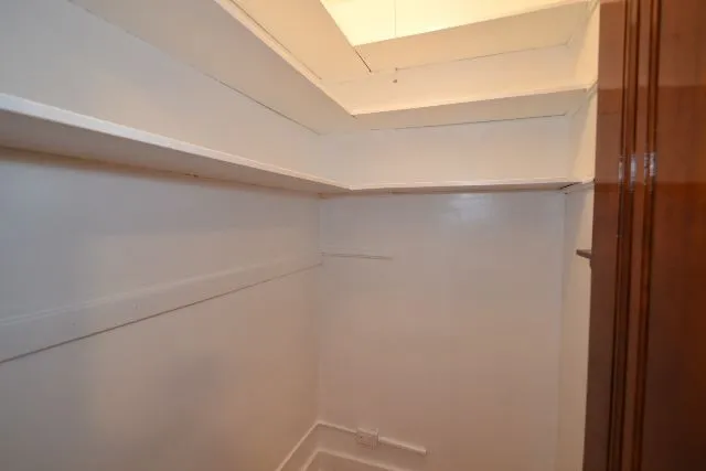 6326 N Artesian Ave, ,  60659, USA 60659-unit#3R-Chicago-IL