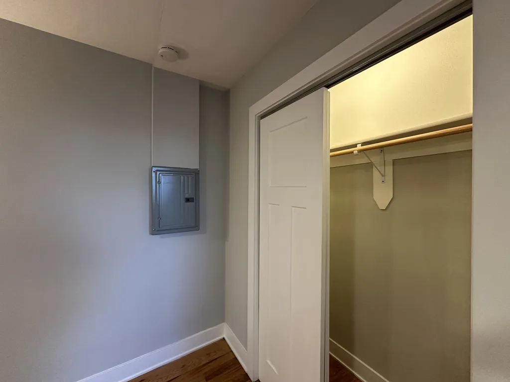 4546 N Damen Ave, ,  60625, USA 60625-unit#207-Chicago-IL