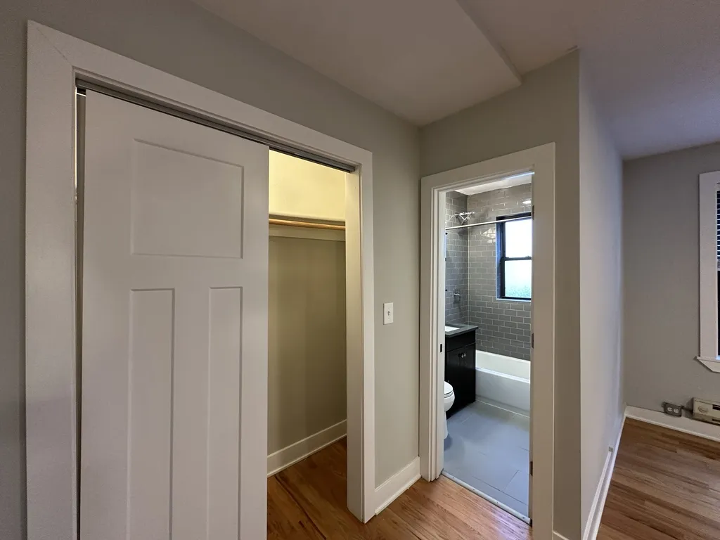 4546 N Damen Ave, ,  60625, USA 60625-unit#207-Chicago-IL