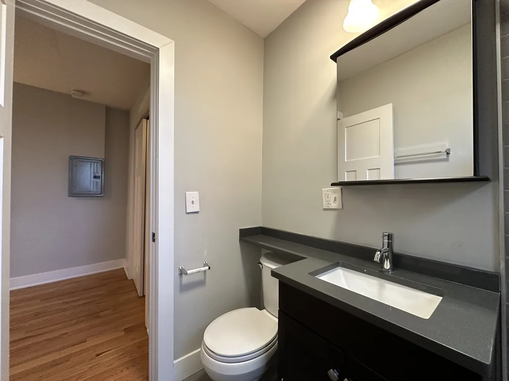 4546 N Damen Ave, ,  60625, USA 60625-unit#207-Chicago-IL