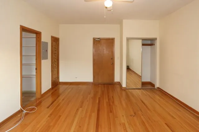 635 W Barry Ave, ,  60657, USA 60657-unit#406-Chicago-IL