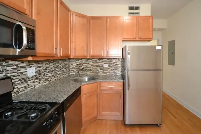 3443 N Halsted St, ,  60657, USA 60657-unit#2D-Chicago-IL