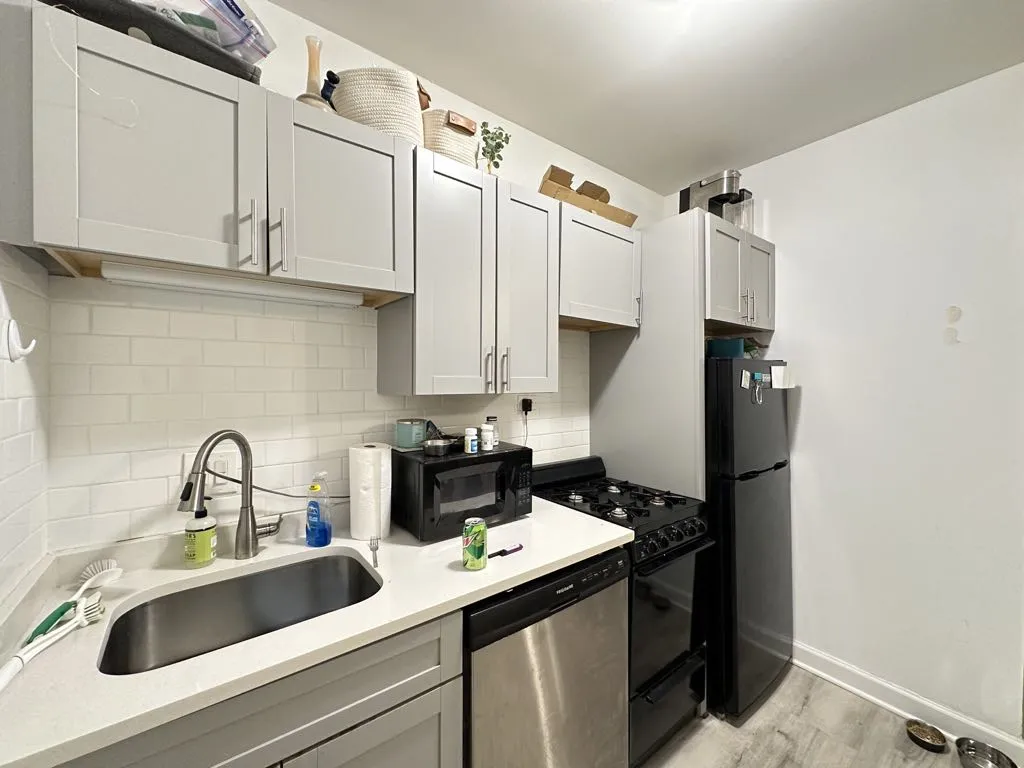 5710 N Winthrop Ave, ,  60660, USA 60660-unit#107-Chicago-IL