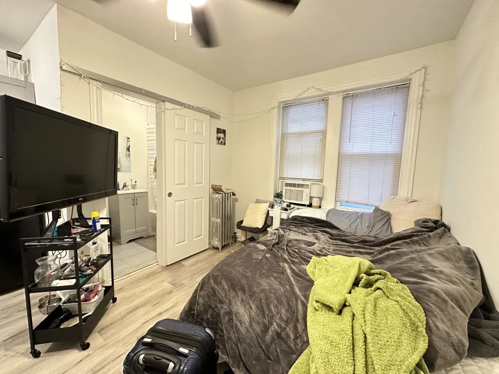 5710 N Winthrop Ave, ,  60660, USA 60660-unit#107-Chicago-IL