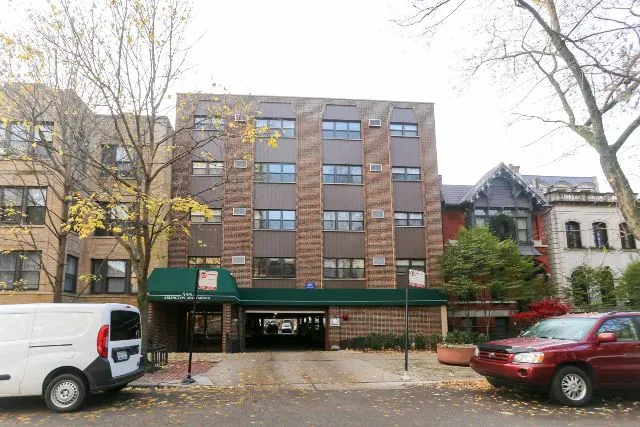 555 W Arlington Pl, , 60614, USA 60614-unit#209-Chicago-IL