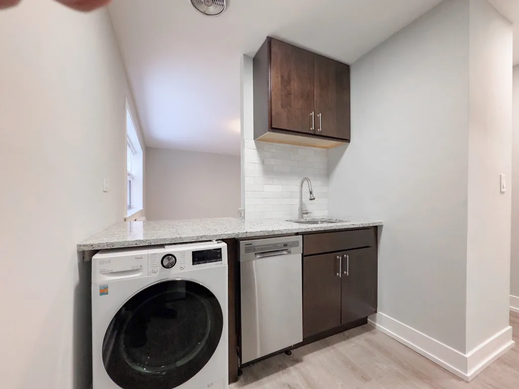 445 W Barry Ave, ,  60657, USA 60657-unit#430-Chicago-IL