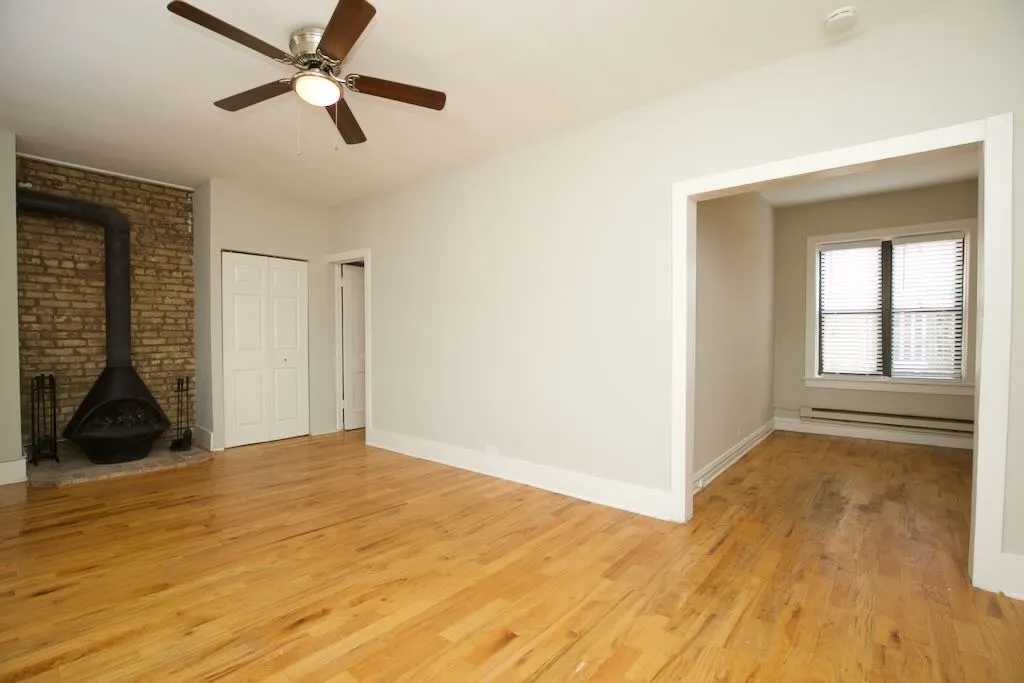 3722 N Pine Grove Ave, ,  60613, USA 60613-unit#3E-Chicago-IL