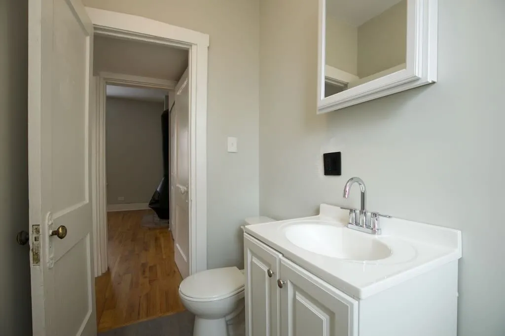 3722 N Pine Grove Ave, ,  60613, USA 60613-unit#3E-Chicago-IL