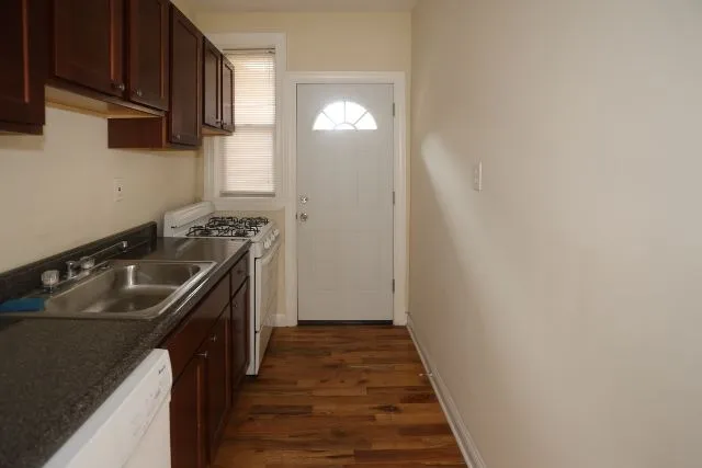 620 W Barry Ave, ,  60657, USA 60657-unit#2N-Chicago-IL