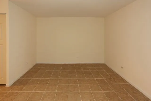 663 W Grace St, , 60613, USA 60613-unit#218-Chicago-IL