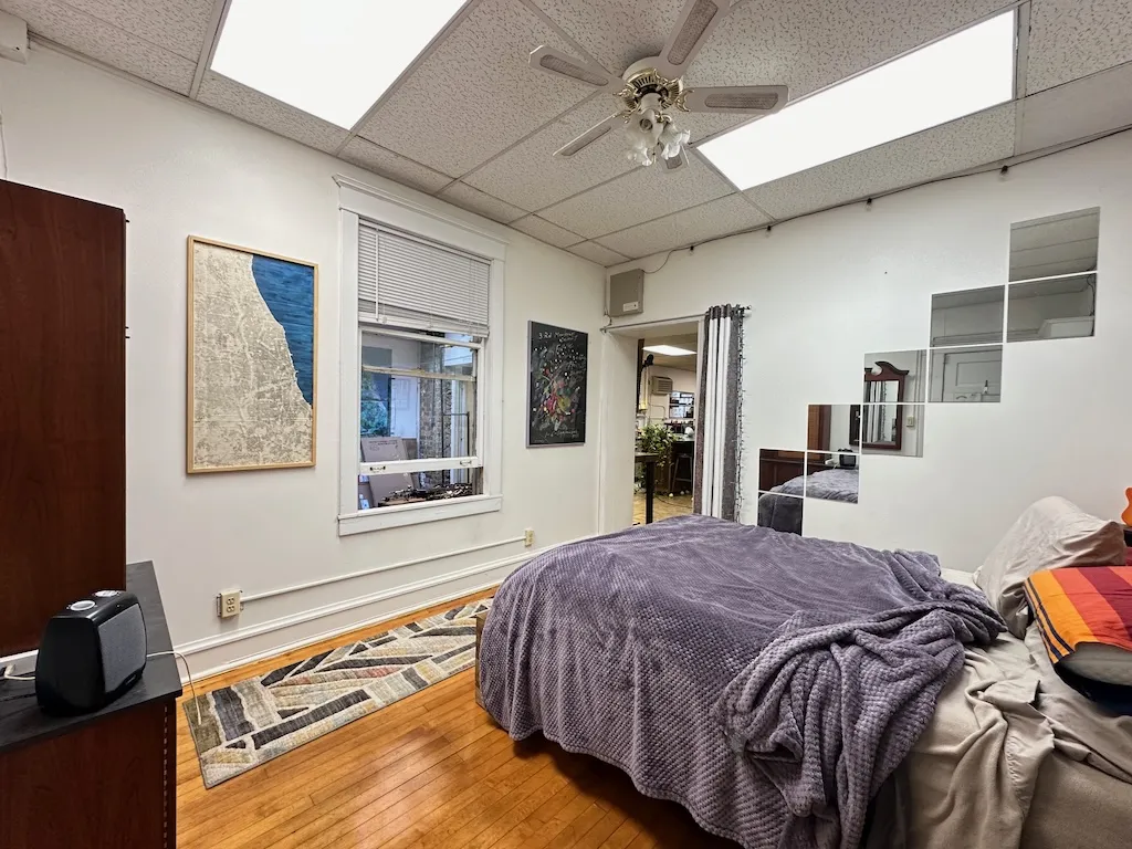 3605 N Damen Ave, ,  60618, USA 60618-unit#1R-Chicago-IL