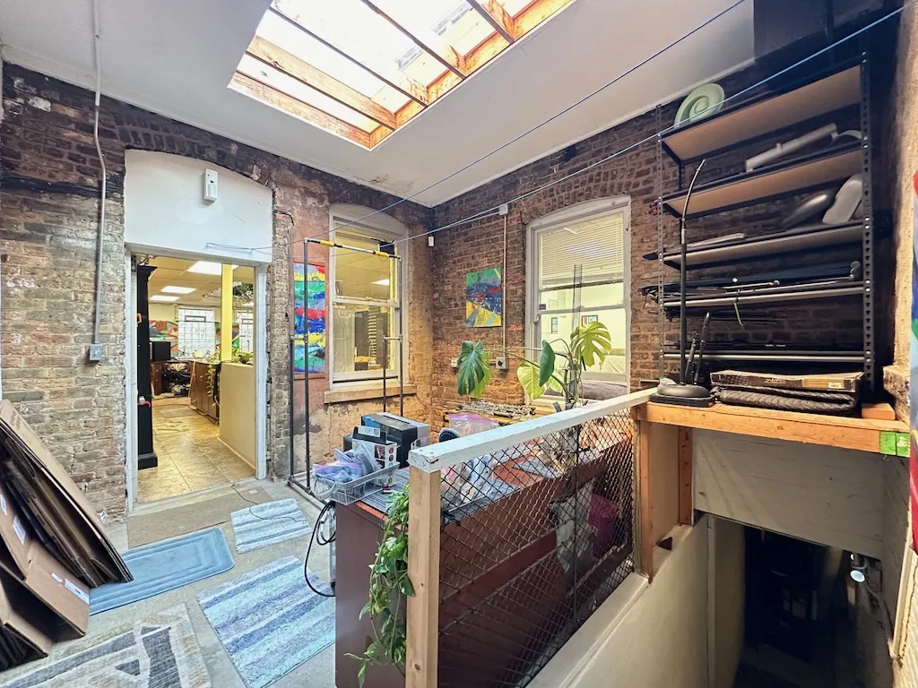 3605 N Damen Ave, ,  60618, USA 60618-unit#1R-Chicago-IL