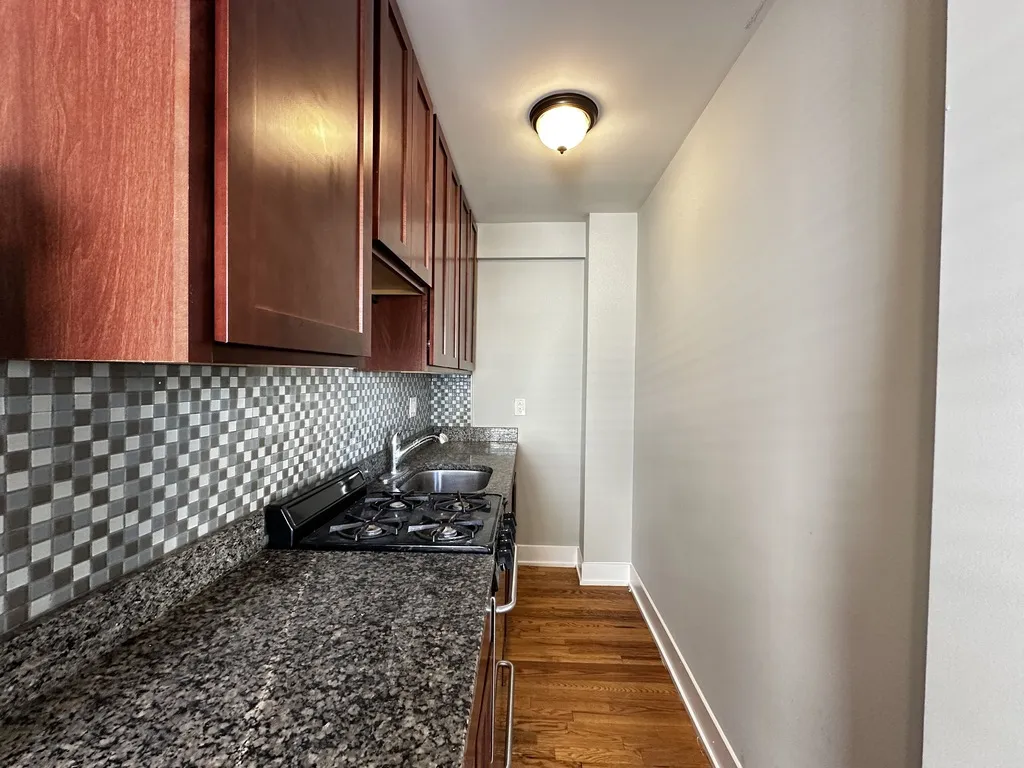 425 W Roscoe St, ,  60657, USA 60657-unit#509-Chicago-IL