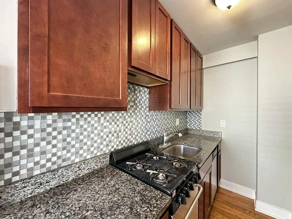 425 W Roscoe St, ,  60657, USA 60657-unit#509-Chicago-IL