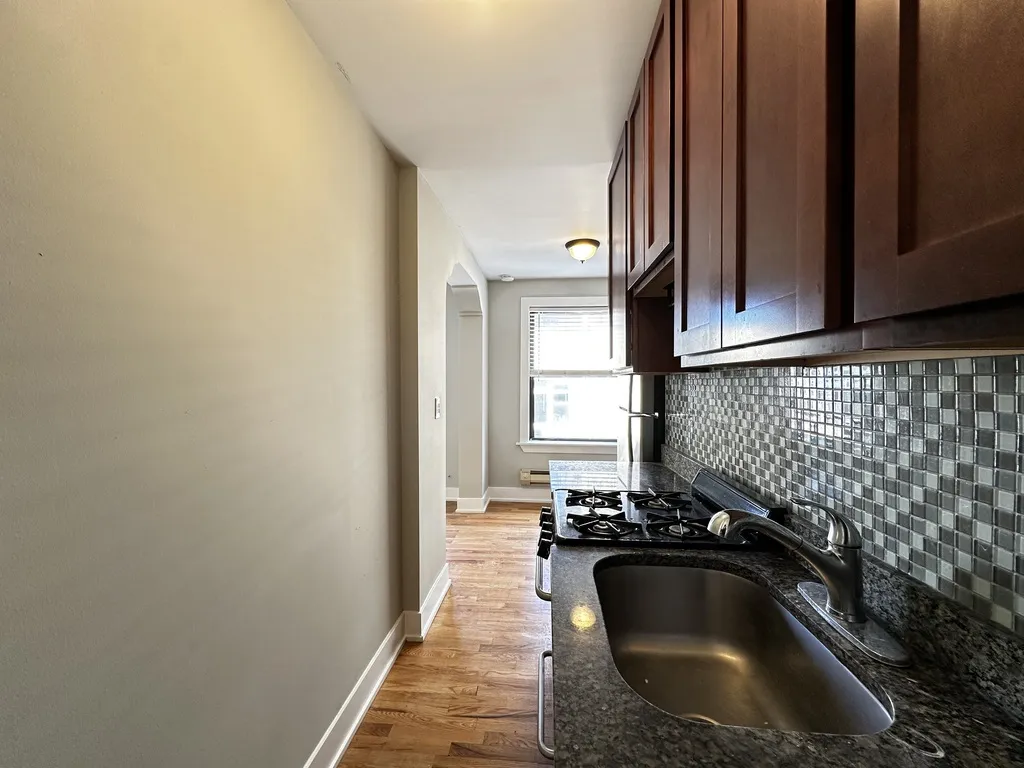 425 W Roscoe St, ,  60657, USA 60657-unit#509-Chicago-IL