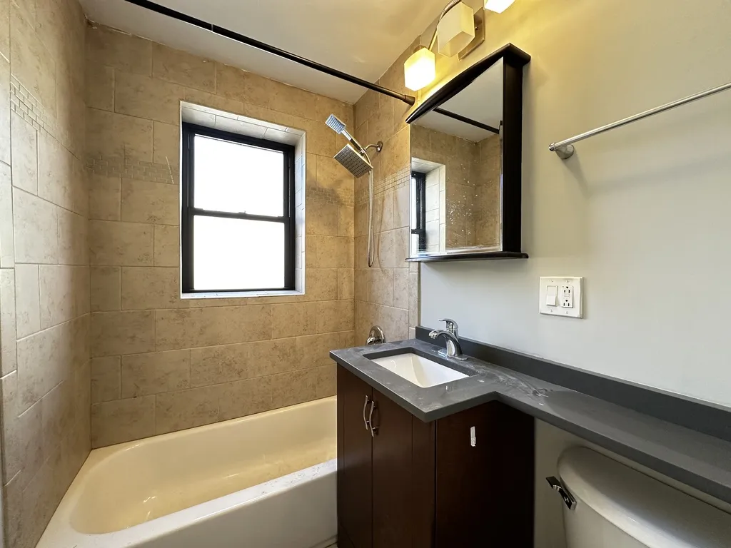 425 W Roscoe St, ,  60657, USA 60657-unit#509-Chicago-IL