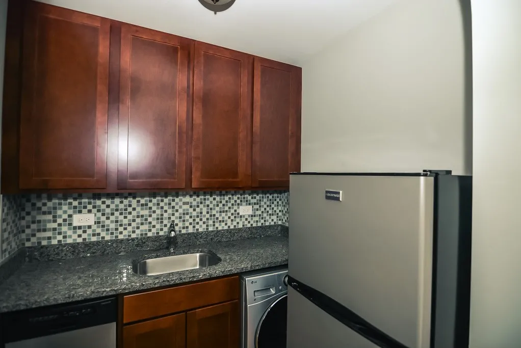 550 W Arlington Pl, ,  60614, USA 60614-unit#712-Chicago-IL