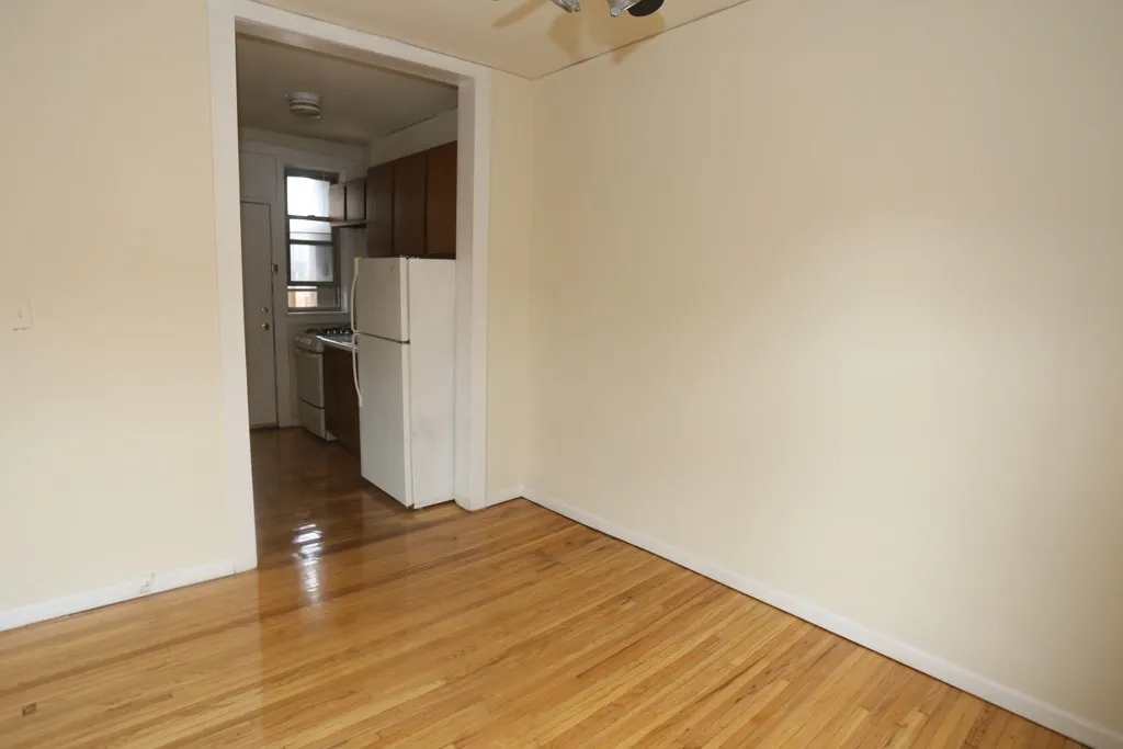 626 W Barry Ave, ,  60657, USA 60657-unit#3N-Chicago-IL