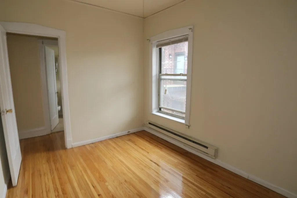 626 W Barry Ave, ,  60657, USA 60657-unit#3N-Chicago-IL