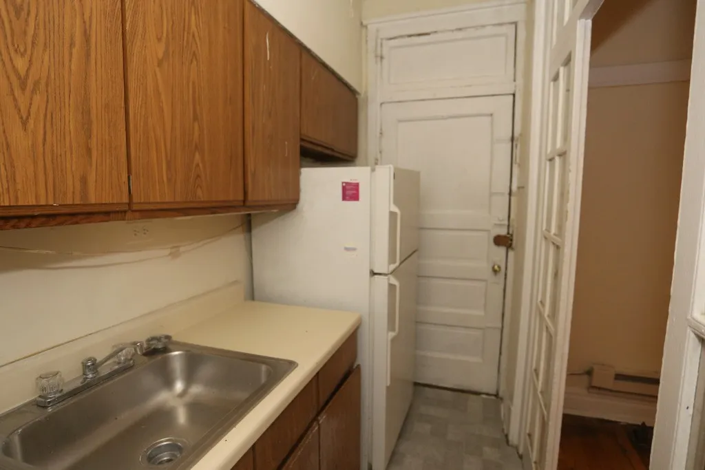 725 W Barry Ave, ,  60657, USA 60657-unit#2B-Chicago-IL