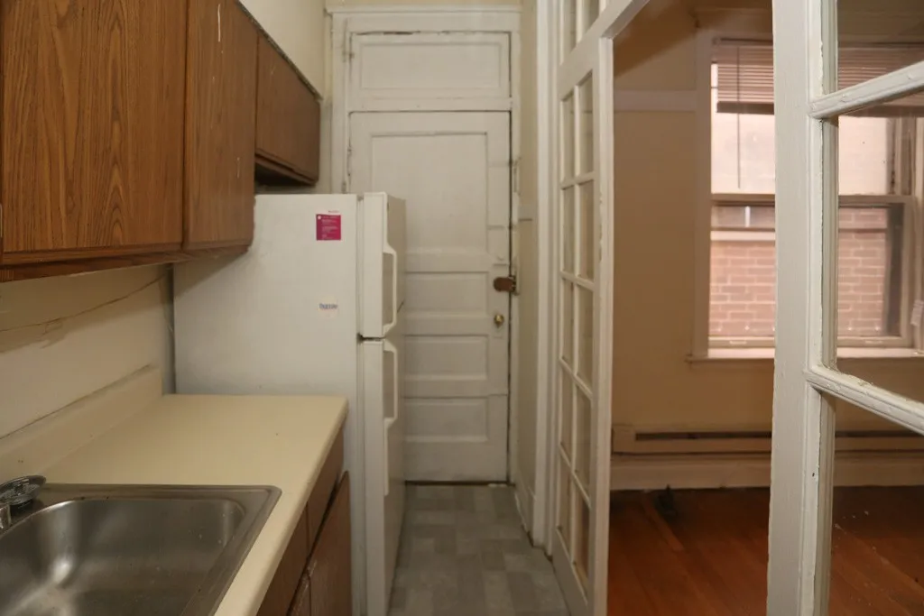 725 W Barry Ave, ,  60657, USA 60657-unit#2B-Chicago-IL