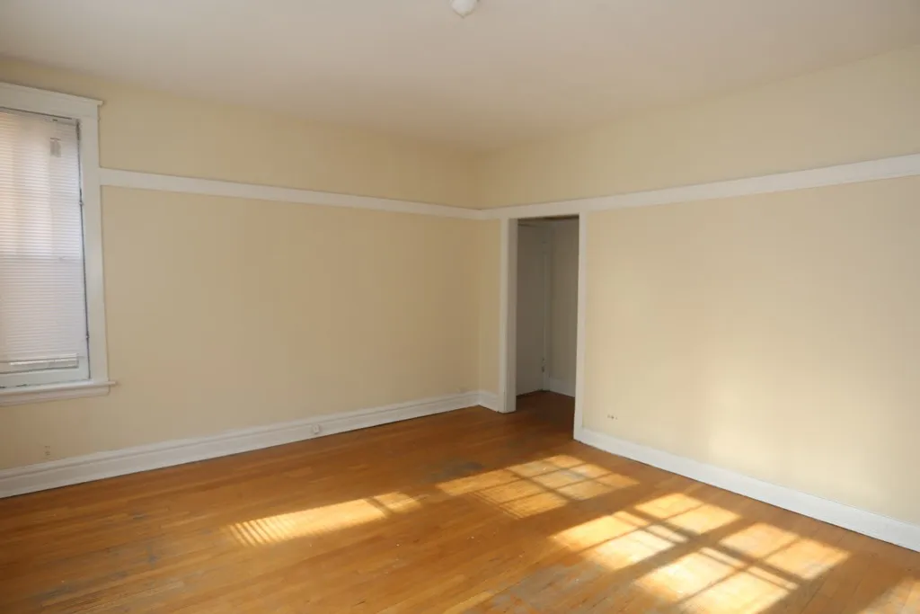725 W Barry Ave, ,  60657, USA 60657-unit#2B-Chicago-IL