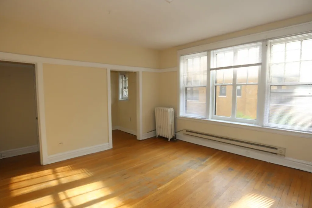 725 W Barry Ave, ,  60657, USA 60657-unit#2B-Chicago-IL