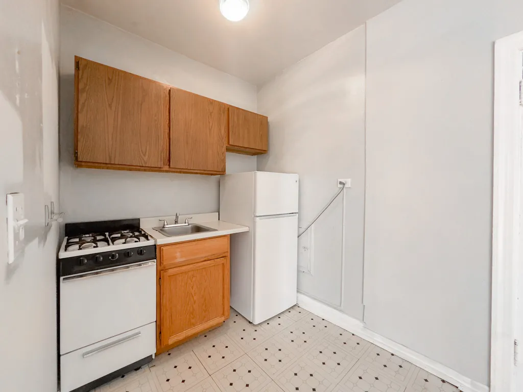 1050 W George St, ,  60657, USA 60657-unit#206-Chicago-IL