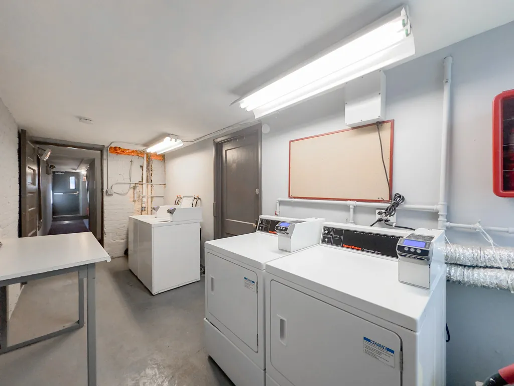 1050 W George St, , 60657, USA 60657-unit#206-Chicago-IL