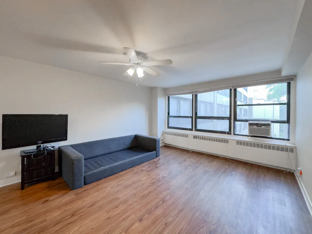 4180 N Marine Dr, ,  60613, USA 60613-unit#308-Chicago-IL