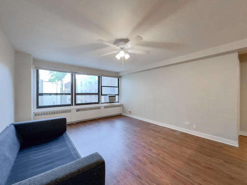 4180 N Marine Dr, ,  60613, USA 60613-unit#308-Chicago-IL