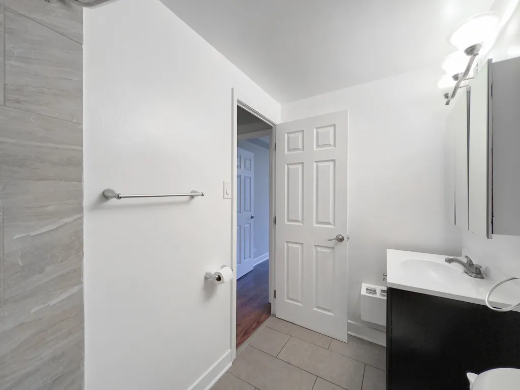 4180 N Marine Dr, ,  60613, USA 60613-unit#308-Chicago-IL