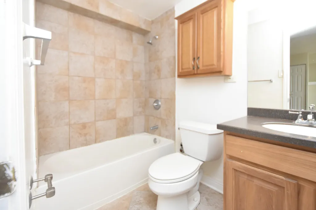 4180 N Marine Dr, ,  60613, USA 60613-unit#1207-Chicago-IL