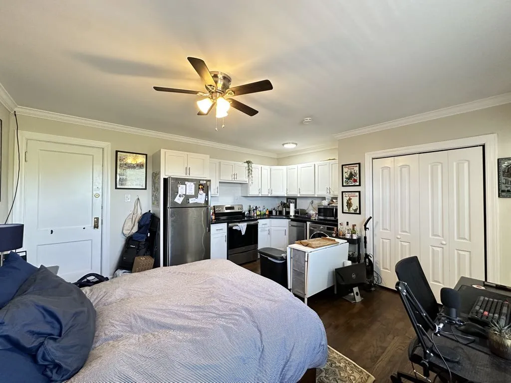 3345 N Marshfield Ave, ,  60657, USA 60657-unit#402-Chicago-IL