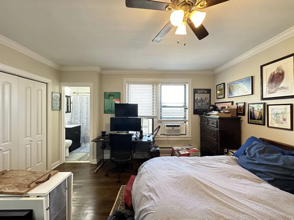 3345 N Marshfield Ave, ,  60657, USA 60657-unit#402-Chicago-IL