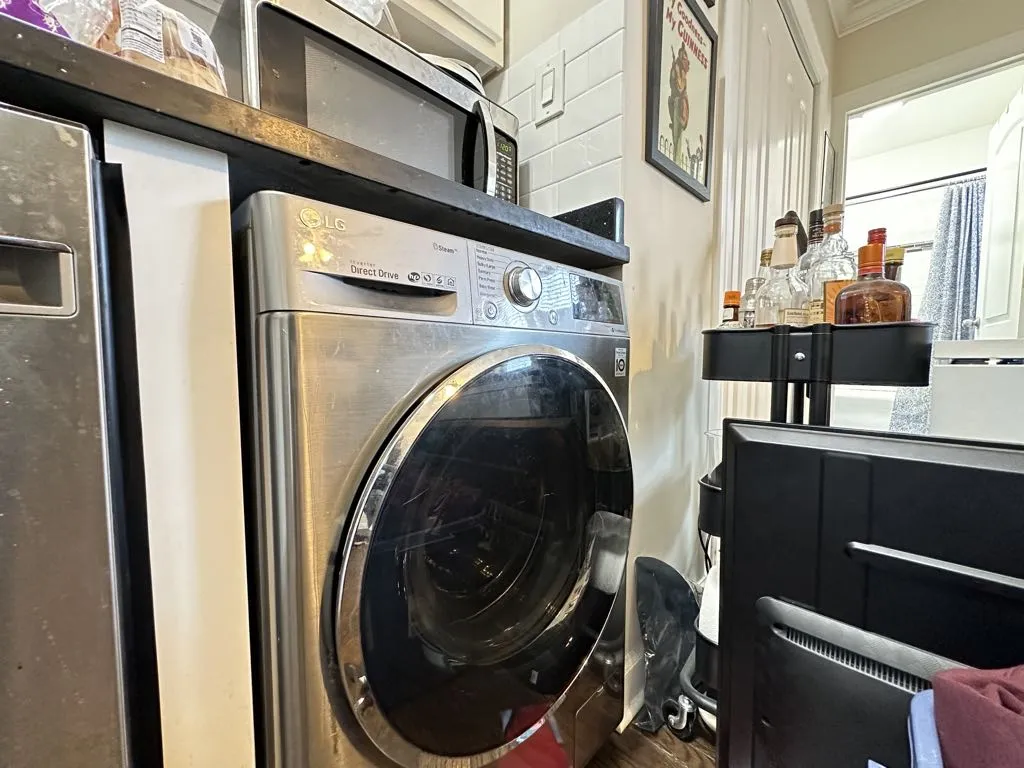 3345 N Marshfield Ave, ,  60657, USA 60657-unit#402-Chicago-IL