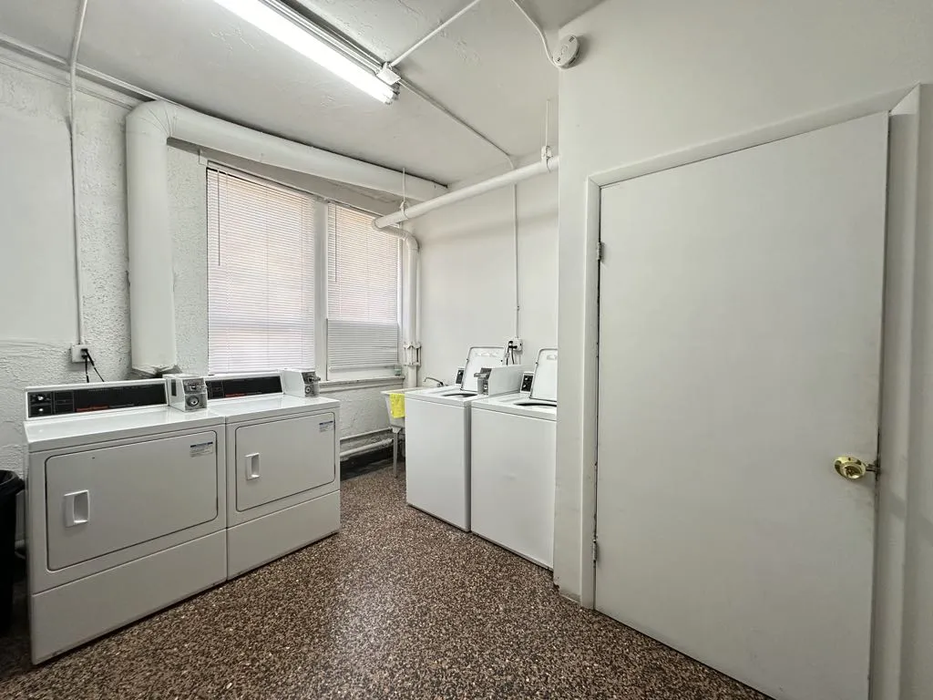 3345 N Marshfield Ave, ,  60657, USA 60657-unit#402-Chicago-IL