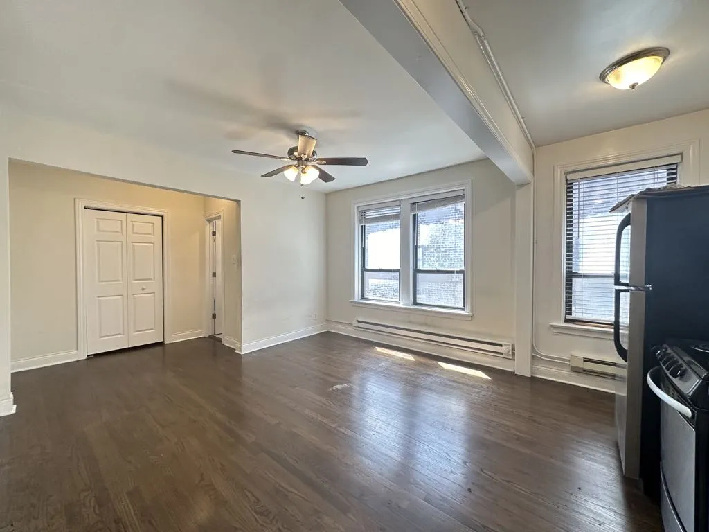 3345 N Marshfield Ave, ,  60657, USA 60657-unit#406-Chicago-IL