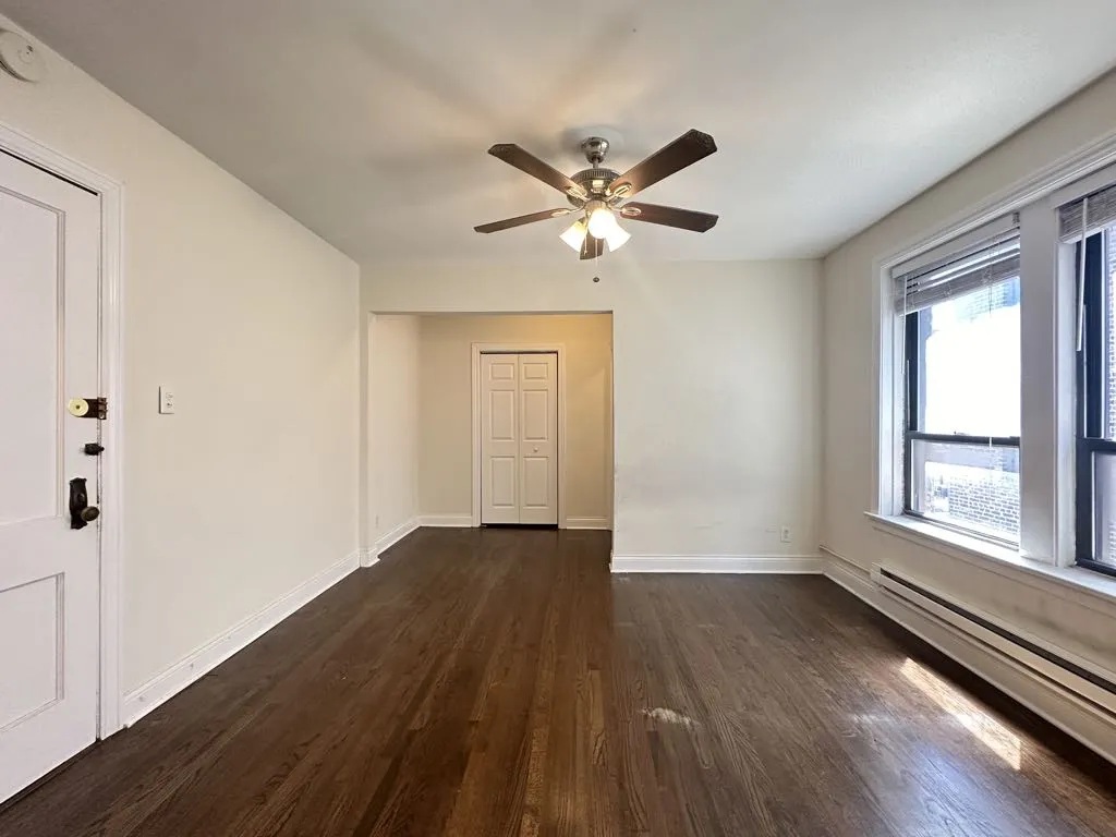 3345 N Marshfield Ave, ,  60657, USA 60657-unit#406-Chicago-IL