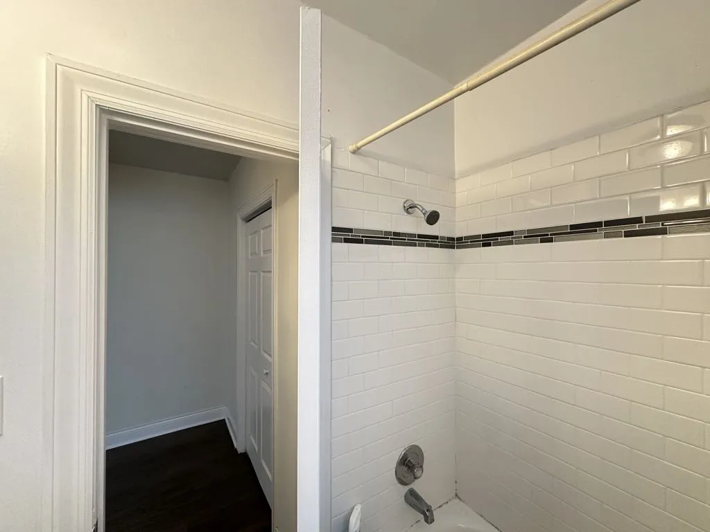 3345 N Marshfield Ave, ,  60657, USA 60657-unit#406-Chicago-IL