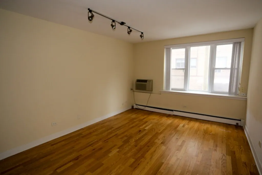 625 W Wrightwood Ave, ,  60614, USA 60614-unit#215-Chicago-IL