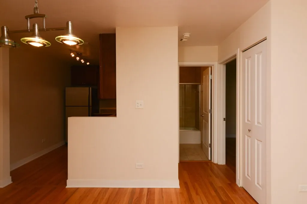 625 W Wrightwood Ave, ,  60614, USA 60614-unit#404-Chicago-IL