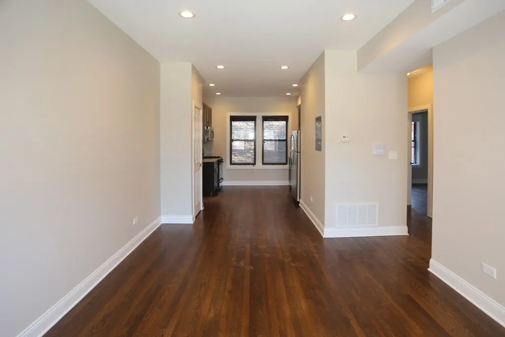 527 W Barry Ave, ,  60657, USA 60657-unit#2N-Chicago-IL