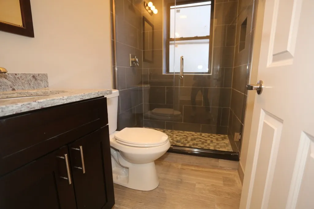 527 W Barry Ave, ,  60657, USA 60657-unit#2N-Chicago-IL