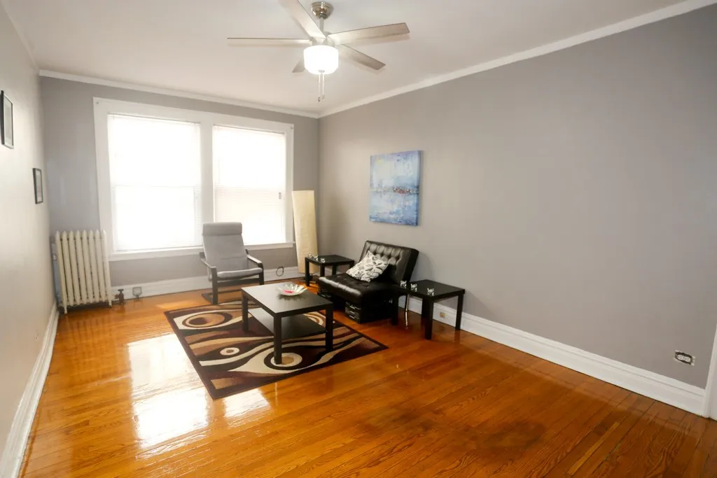 445 W Melrose St, ,  60657, USA 60657-unit#1B-Chicago-IL