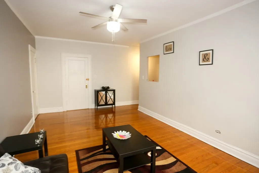 445 W Melrose St, ,  60657, USA 60657-unit#1B-Chicago-IL
