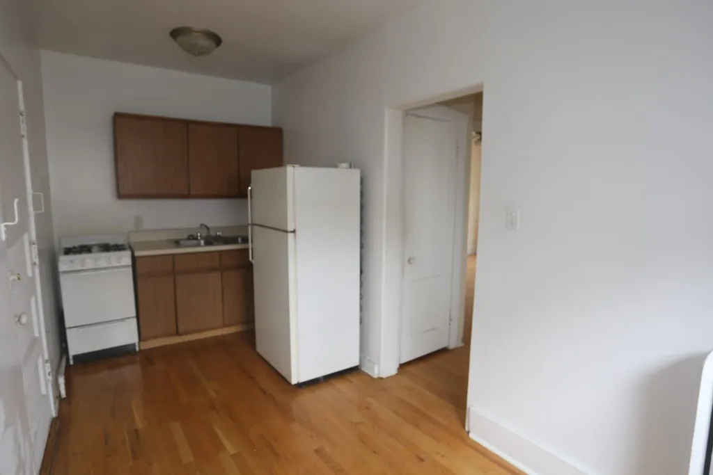 951 W Cornelia Ave, ,  60657, USA 60657-unit#1C-Chicago-IL