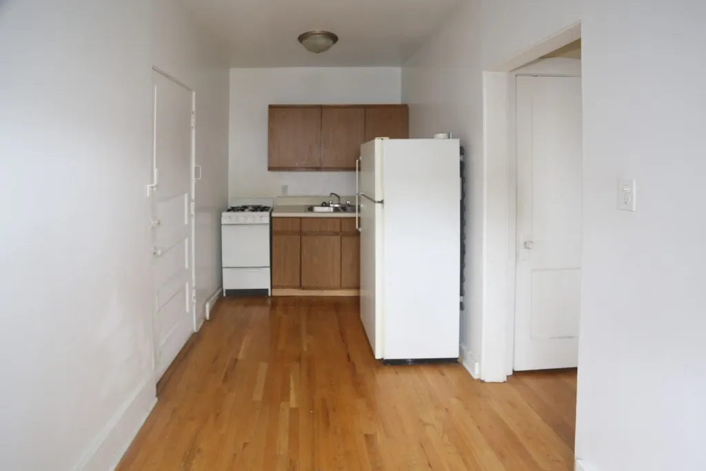 951 W Cornelia Ave, ,  60657, USA 60657-unit#1C-Chicago-IL