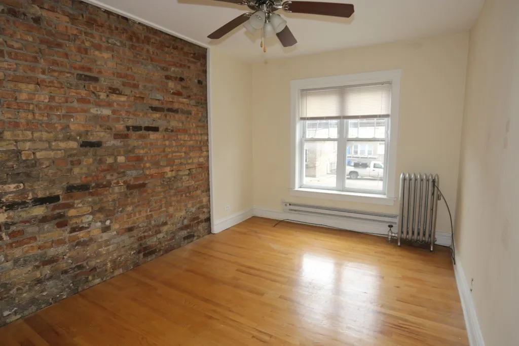 951 W Cornelia Ave, ,  60657, USA 60657-unit#1C-Chicago-IL