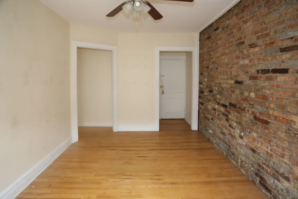 951 W Cornelia Ave, ,  60657, USA 60657-unit#1C-Chicago-IL